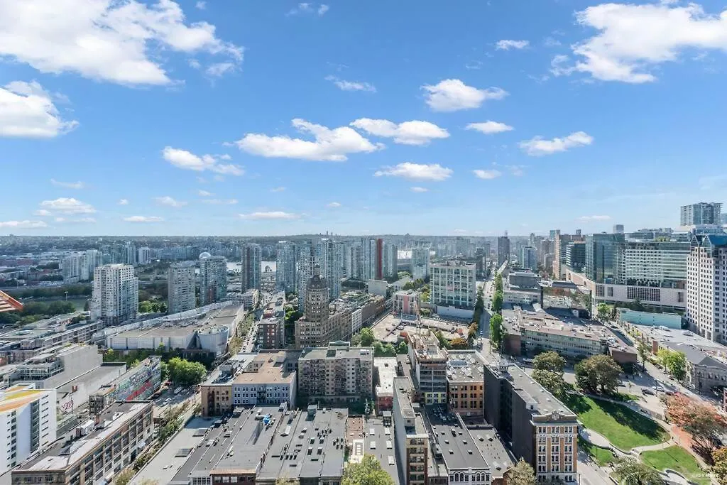 Skyview, 40Th Floor! 2Br Condo In Downtown Vancouver 0*,  Canada