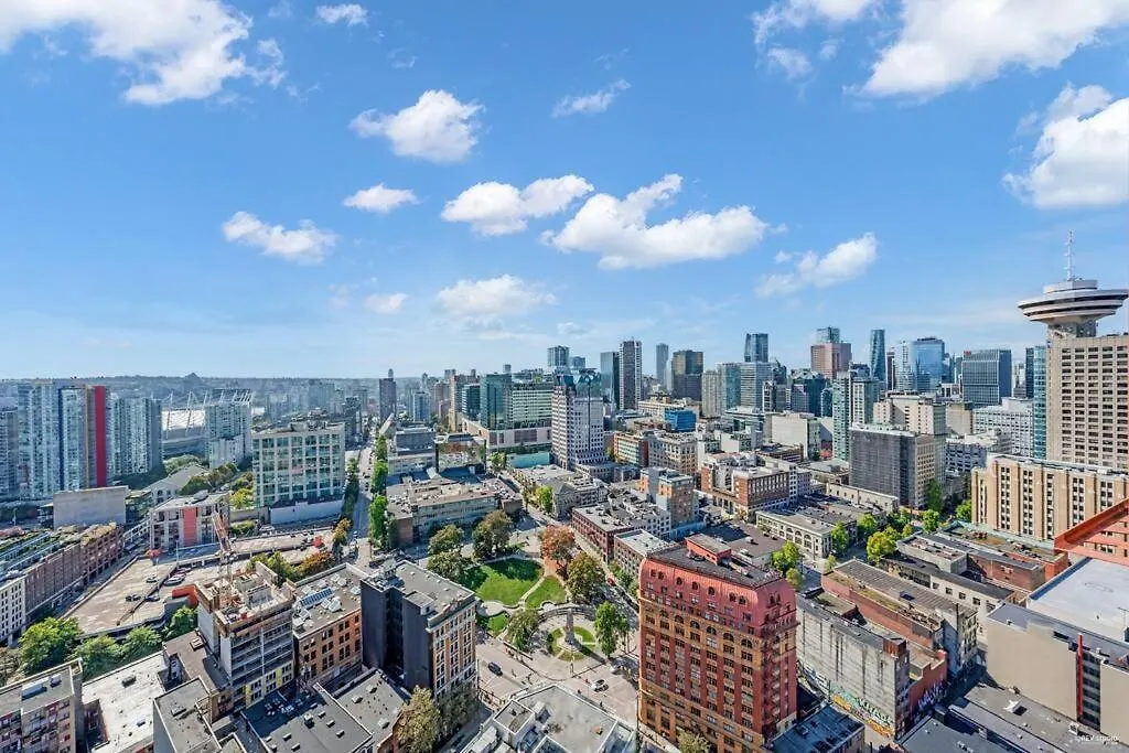 Skyview, 40Th Floor! 2Br Condo In Downtown Vancouver 0*,